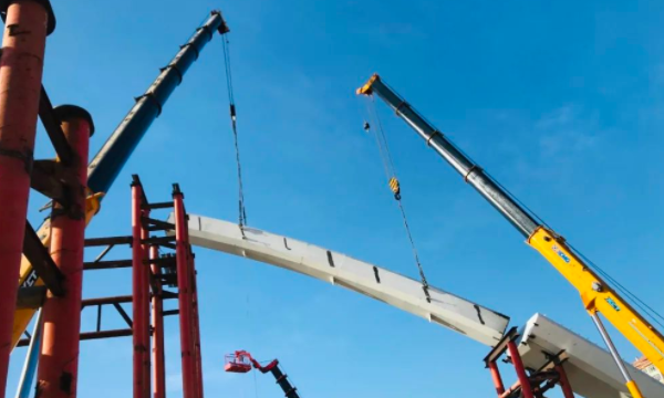 寒潮来袭,辉创工地“水陆空”战队热情不减!