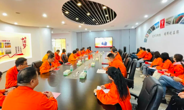     凝心聚力 砥砺前行！辉创重工贯彻学习党的二十大精神
