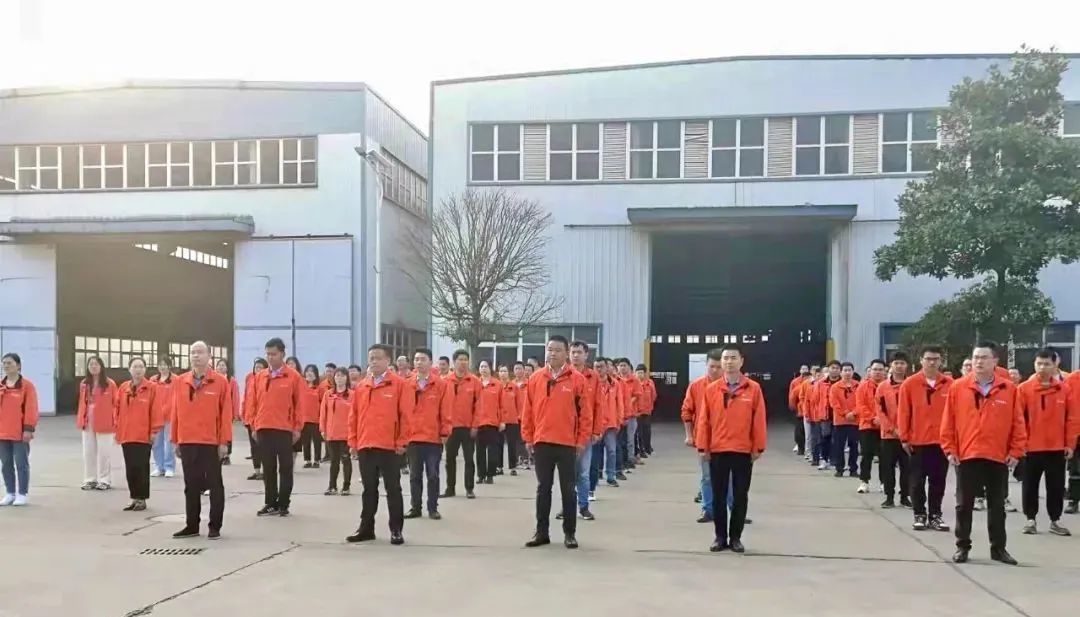 党建 | 辉创重工举行升旗仪式暨“坚定政治信仰,争当时代栋梁”主题党日活动